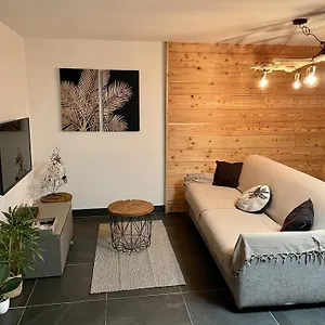 Neuf Et Chaleureux Appartement